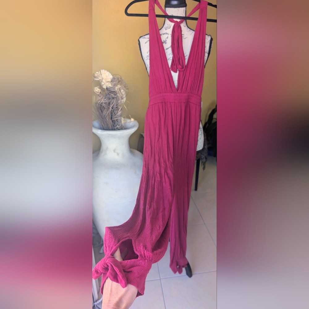 LULU'S Lolinda Halter Berry Red Jumpsuit Size Small - Picture 6 of 14